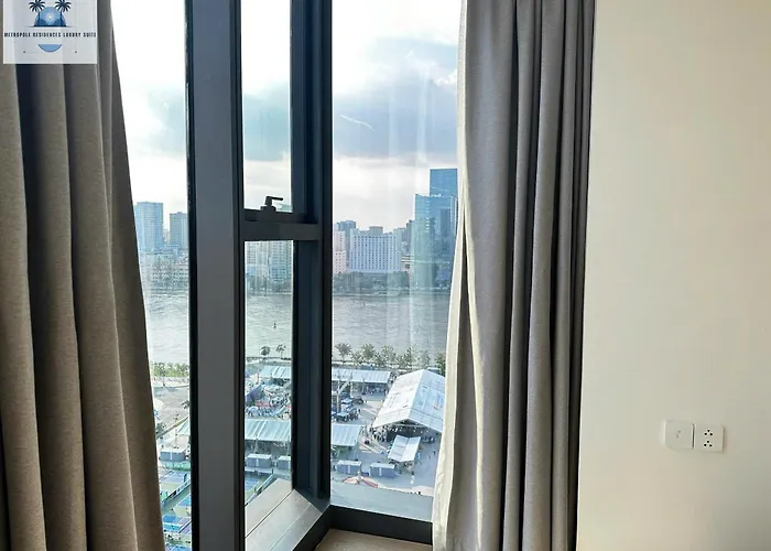 Metropole Residences Luxury Suite